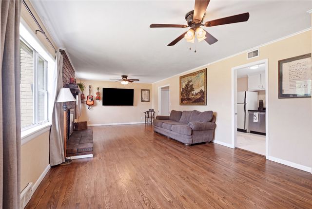 4521 W 3rd Street, Tulsa, OK 74127
