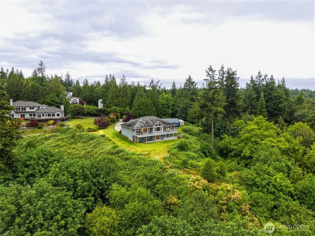 11504 76th Avenue NW, Tulalip, WA 98271