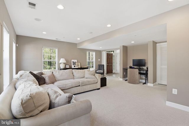 2200 BARNSTABLE DR, Upper Marlboro, MD 20774
