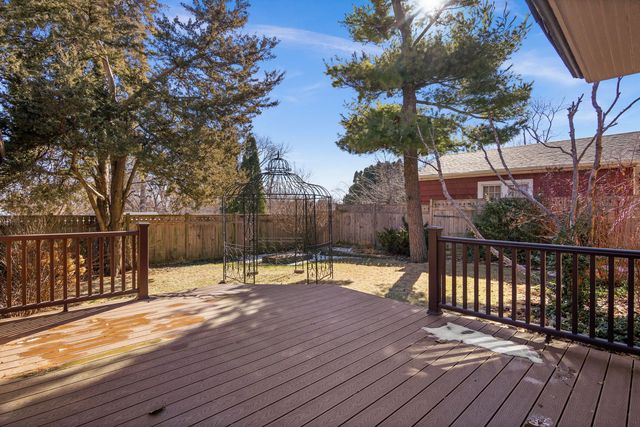 761 South Street, Elgin, IL 60123