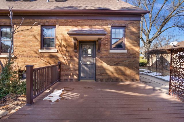 761 South Street, Elgin, IL 60123