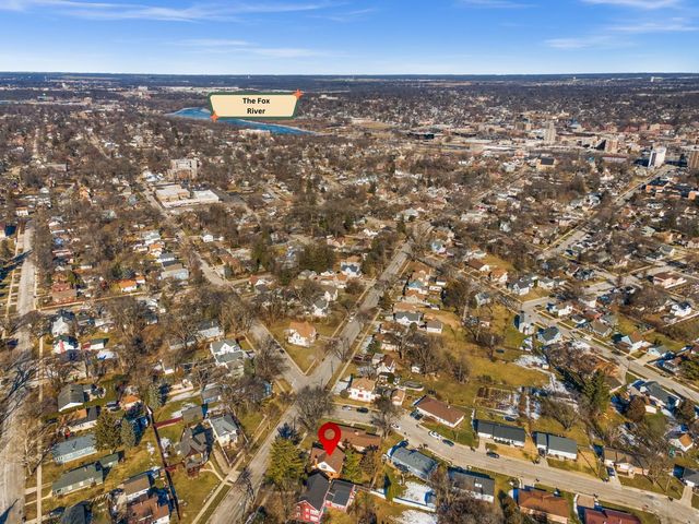 761 South Street, Elgin, IL 60123