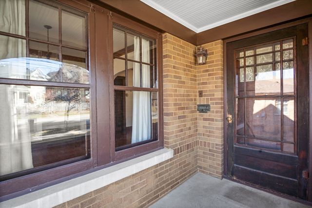 761 South Street, Elgin, IL 60123