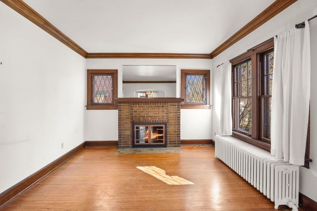 761 South Street, Elgin, IL 60123