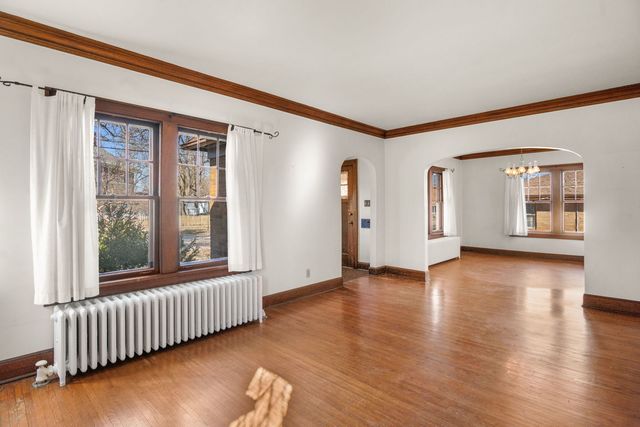 761 South Street, Elgin, IL 60123