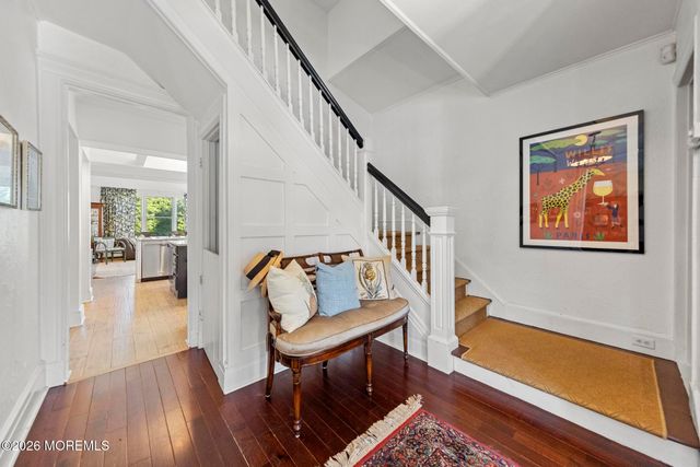 52 Ridge Road, Rumson, NJ 07760