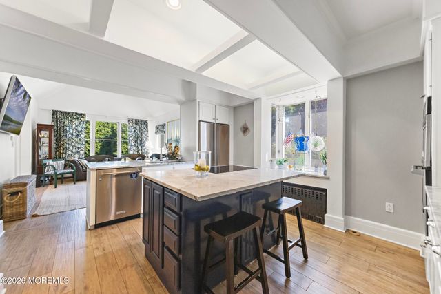 52 Ridge Road, Rumson, NJ 07760
