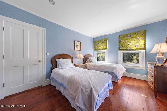 52 Ridge Road, Rumson, NJ 07760