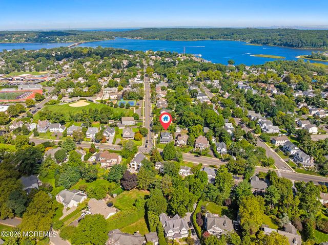 52 Ridge Road, Rumson, NJ 07760