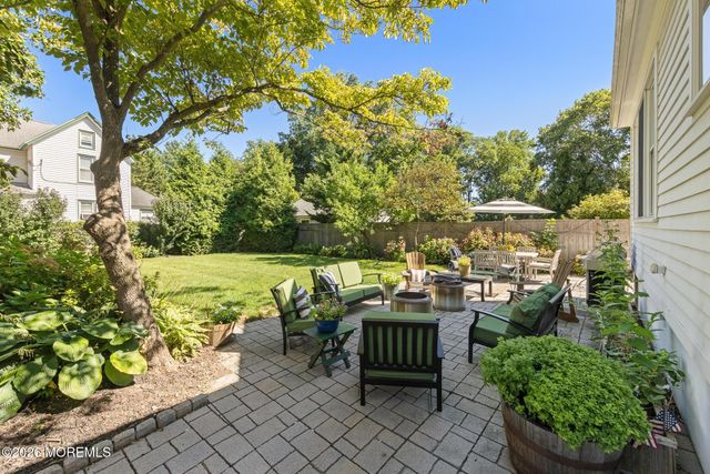 52 Ridge Road, Rumson, NJ 07760