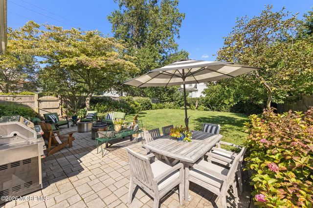 52 Ridge Road, Rumson, NJ 07760