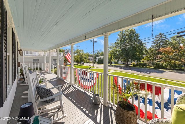 52 Ridge Road, Rumson, NJ 07760