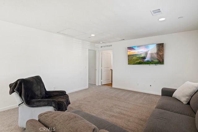 8004 Sorrento Way, Highland, CA 92346