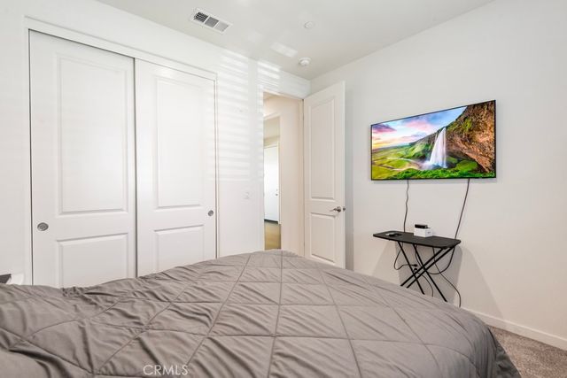 8004 Sorrento Way, Highland, CA 92346