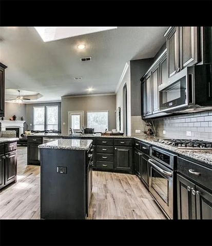 3905 Gennaker Drive, Denton, TX 76210