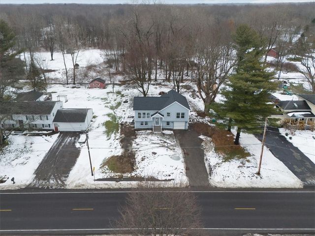6648 Lakeside Road, Ontario, NY 14519