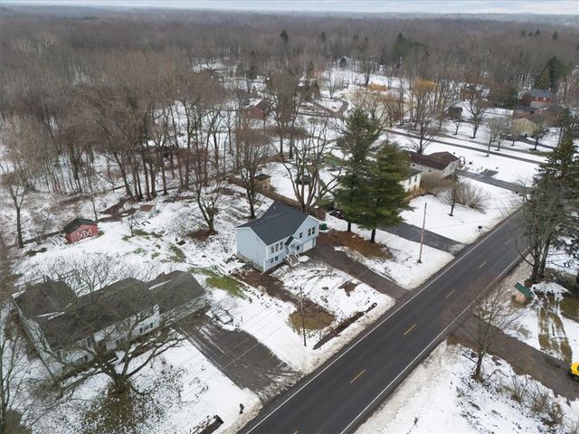 6648 Lakeside Road, Ontario, NY 14519