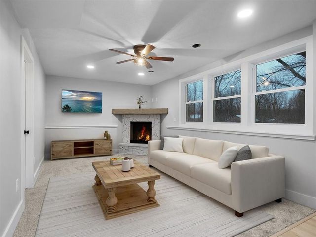 6648 Lakeside Road, Ontario, NY 14519