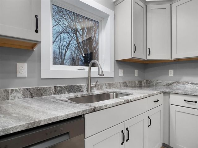 6648 Lakeside Road, Ontario, NY 14519