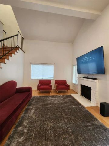 2915 E 60th A, Huntington Park, CA 90255