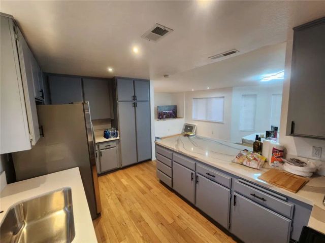 2915 E 60th A, Huntington Park, CA 90255