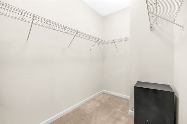 62 Abigail Way 1006, Reading, MA 01867