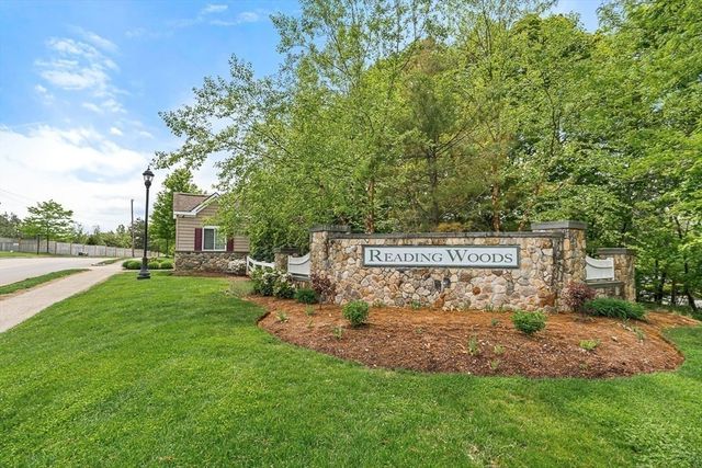 62 Abigail Way 1006, Reading, MA 01867