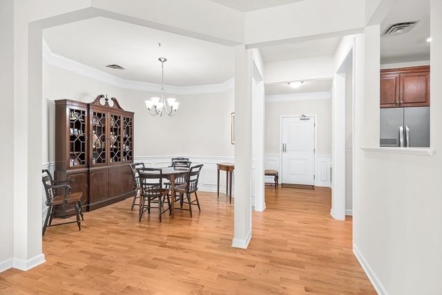 62 Abigail Way 1006, Reading, MA 01867
