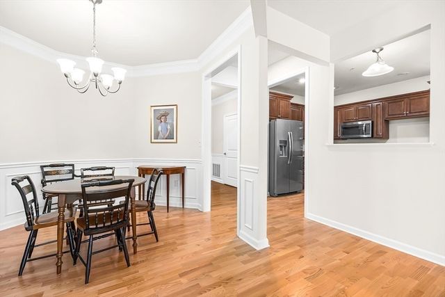 62 Abigail Way 1006, Reading, MA 01867
