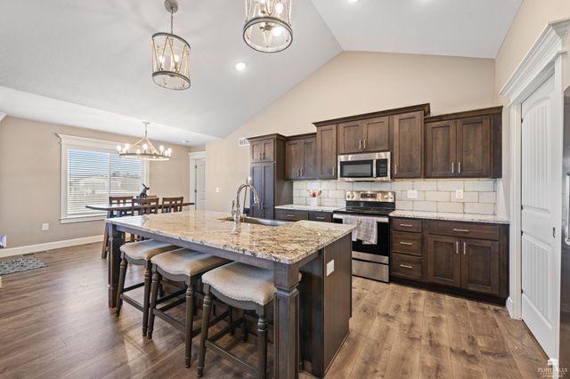 8685 Kinzie Jo Way, Manhattan, KS 66502