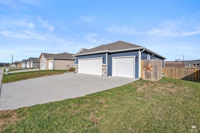 8685 Kinzie Jo Way, Manhattan, KS 66502