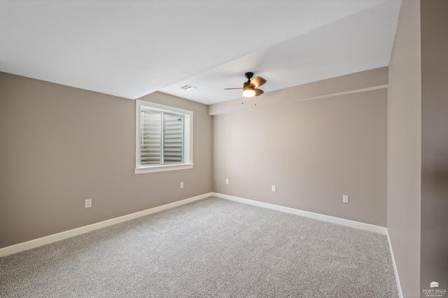 8685 Kinzie Jo Way, Manhattan, KS 66502