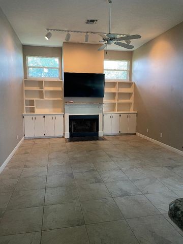 717 W Fischer Circle, Sebastian, FL 32958