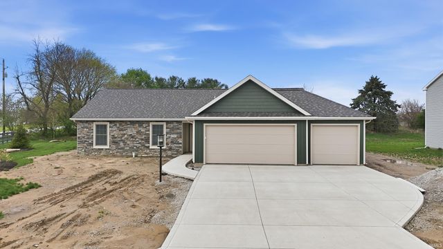 17315 Fett Drive, Huntertown, IN 46748
