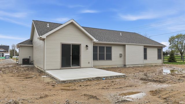 17315 Fett Drive, Huntertown, IN 46748