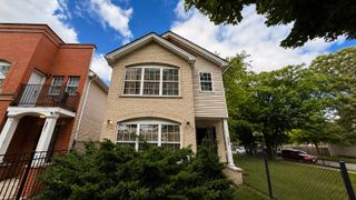 5402 S Marshfield Avenue, Chicago, IL 60609