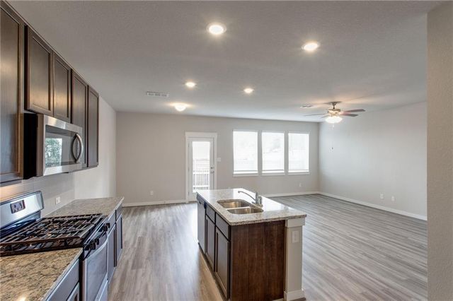 17303 C Leafroller DR, Pflugerville, TX 78660