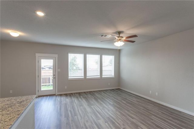 17303 C Leafroller DR, Pflugerville, TX 78660