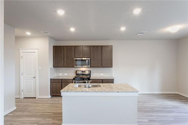 17303 C Leafroller DR, Pflugerville, TX 78660