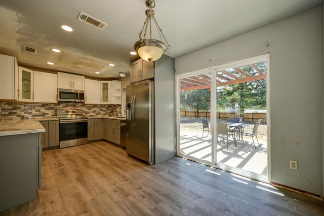 3346 Turner Cir, Cameron Park, CA 95682