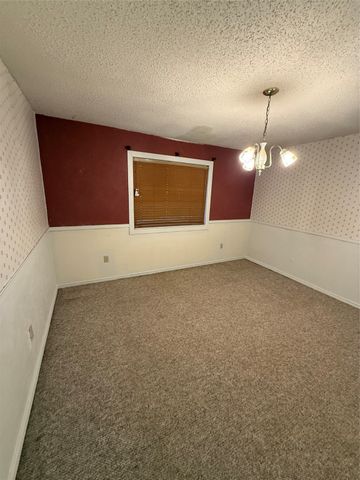 1393 NE County Road 2120 Road NE, Powell, TX 75153