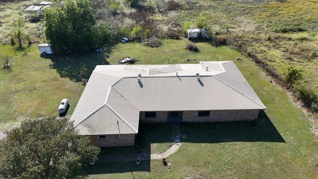 1393 NE County Road 2120 Road NE, Powell, TX 75153