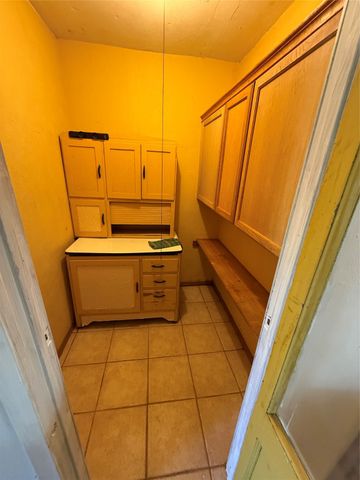 1393 NE County Road 2120 Road NE, Powell, TX 75153