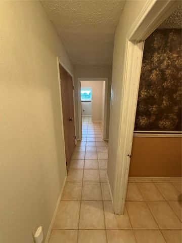 1393 NE County Road 2120 Road NE, Powell, TX 75153