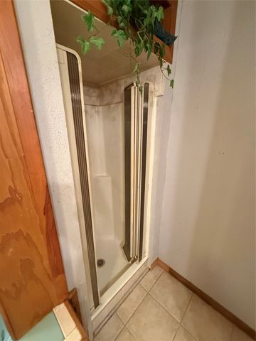 1393 NE County Road 2120 Road NE, Powell, TX 75153