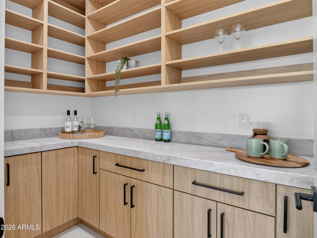 8214 E Hazelwood Street, Scottsdale, AZ 85251