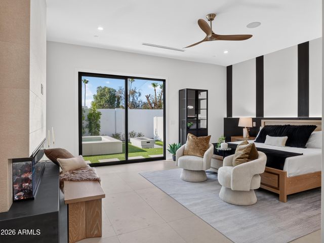 8214 E Hazelwood Street, Scottsdale, AZ 85251