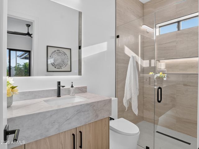 8214 E Hazelwood Street, Scottsdale, AZ 85251