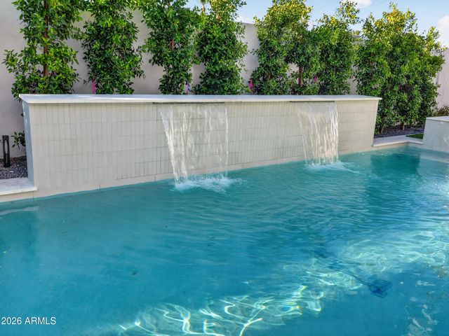 8214 E Hazelwood Street, Scottsdale, AZ 85251