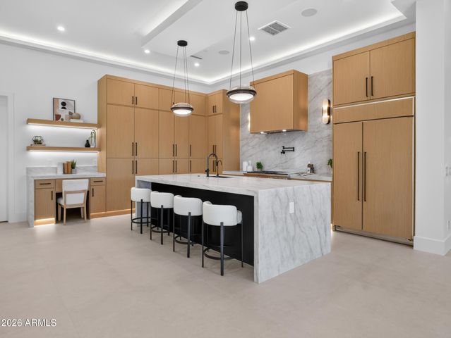 8214 E Hazelwood Street, Scottsdale, AZ 85251